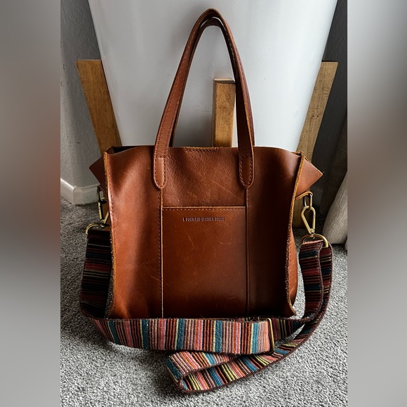 Portland Leather Honey Brown Crossbody Tote - Picture 3 of 7